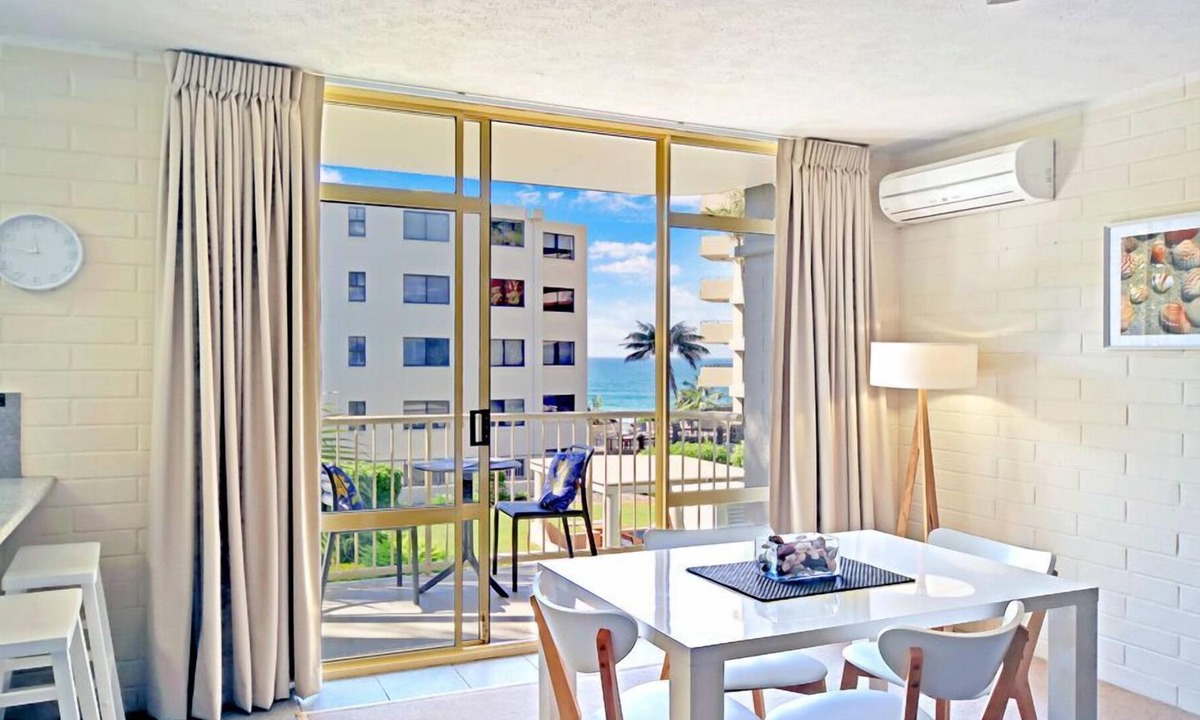 Sunshine Coast Apartment | 1 Bedroom Apartment Ocean View @ Surf Dance