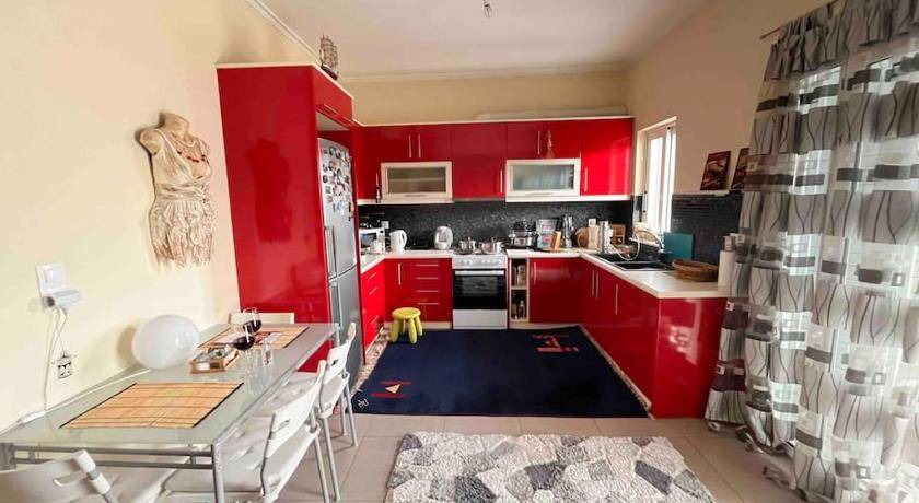 Korinthos Apartment | 100 m² Apartment ∙ 2 bedrooms ∙ 4 guests