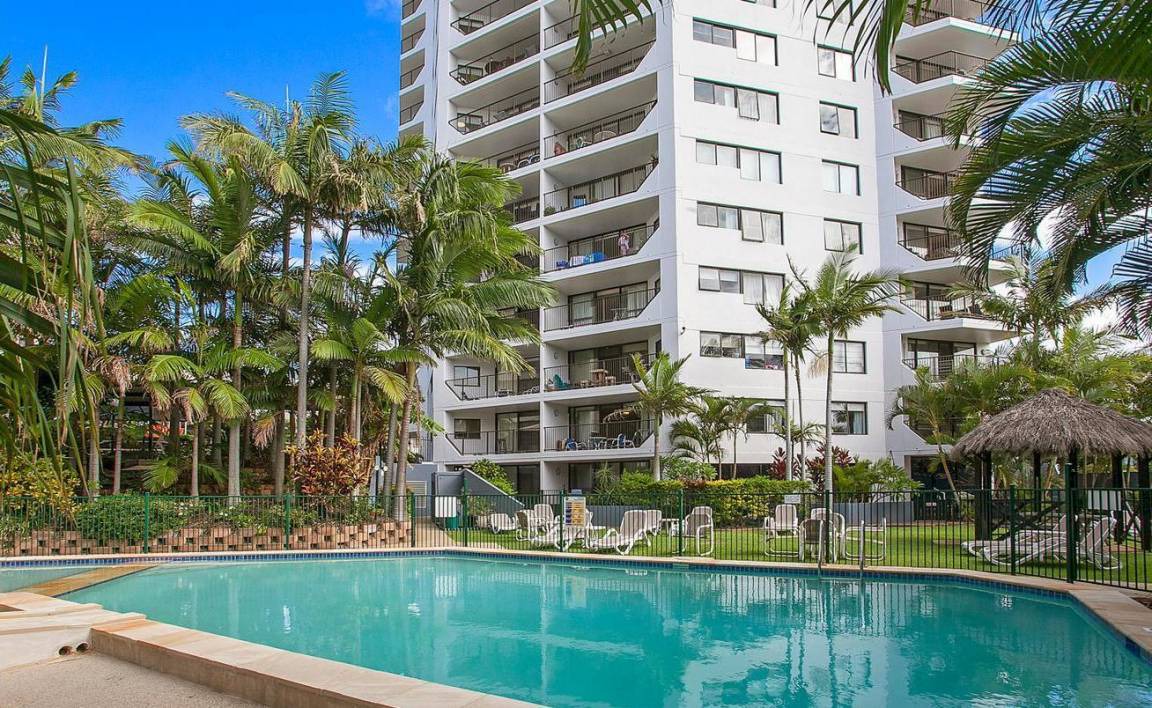 Burleigh Heads Apartment | 100 m² Serviced apartment ∙ 2 bedrooms ∙ 127 guests