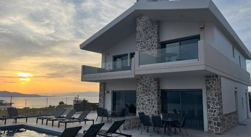 Theologos House | 104 m² House ∙ 3 bedrooms ∙ 6 guests