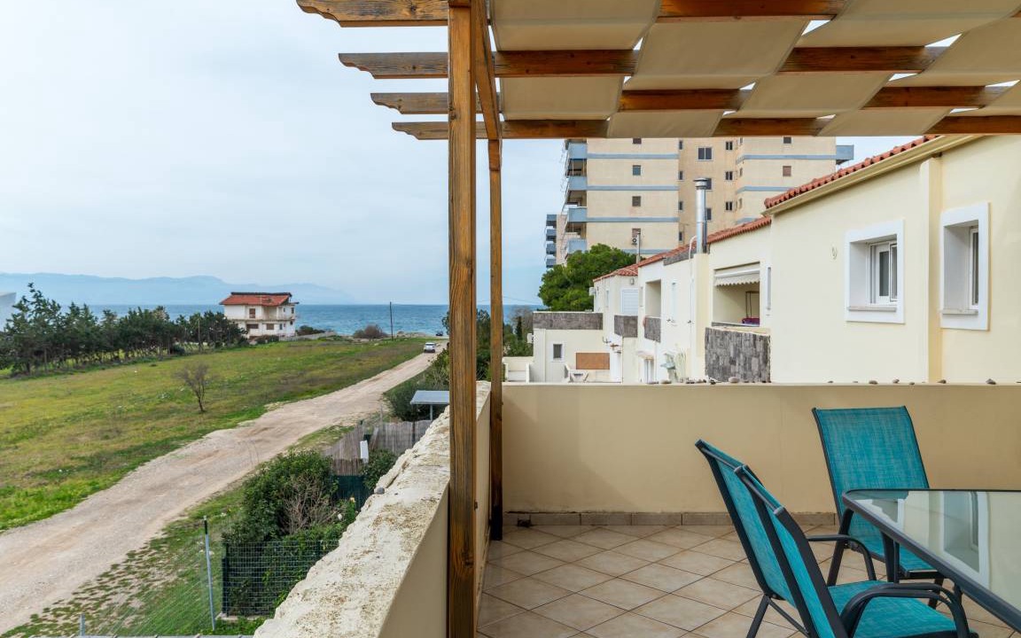 Loutraki House | 105 m² House ∙ 3 bedrooms ∙ 8 guests