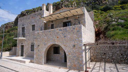 Limeni House | 110 m² House ∙ 2 bedrooms ∙ 5 guests