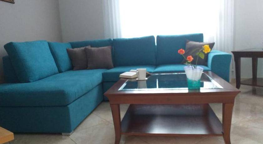 Volos City Centre Villa | 110 m² Villa ∙ 2 bedrooms ∙ 8 guests