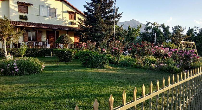 Nemea Apartment | 120 m² Apartment ∙ 3 bedrooms ∙ 5 guests