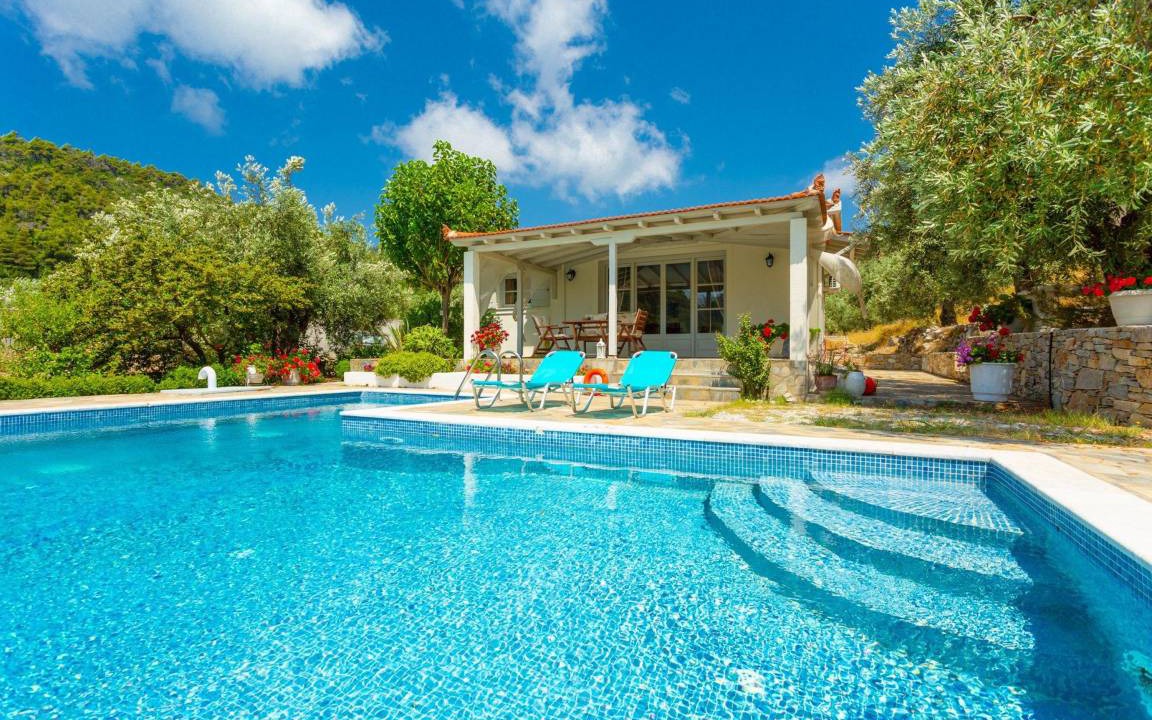 Votsi Villa | 120 m² Villa ∙ 1 bedroom ∙ 3 guests