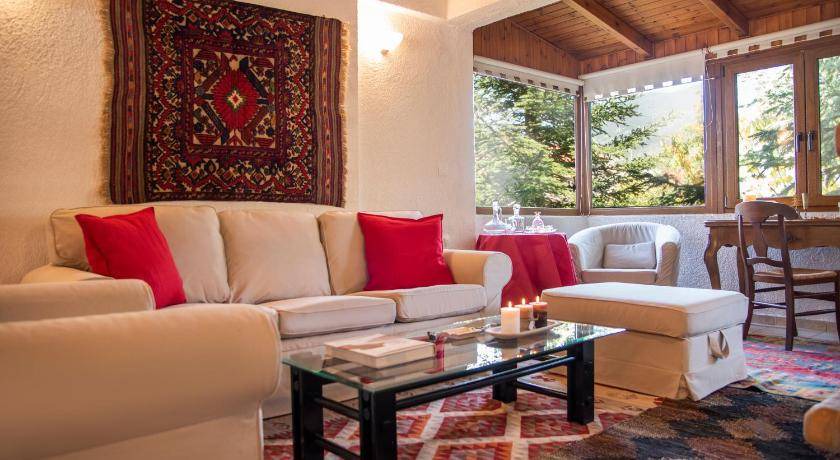 Arachova Villa | 120 m² Villa ∙ 3 bedrooms ∙ 7 guests