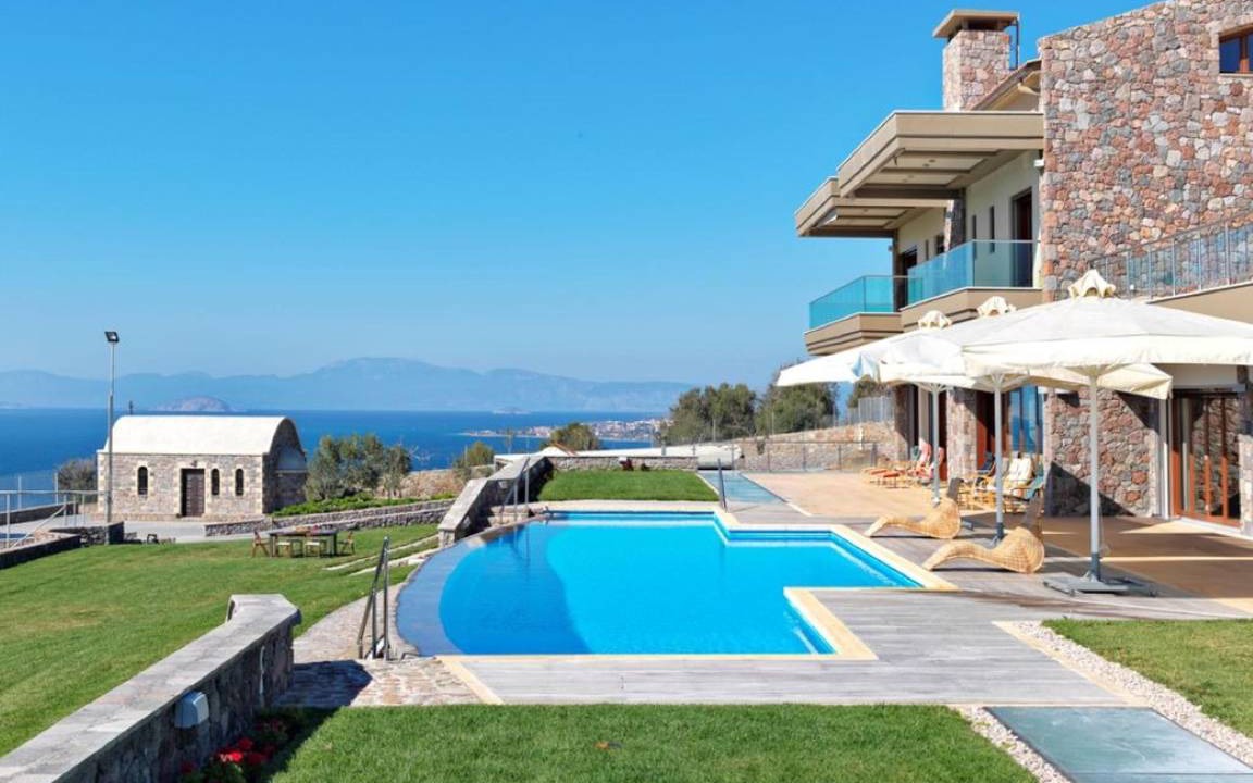 Kontos Villa | 1568 m² Villa ∙ 8 bedrooms ∙ 16 guests