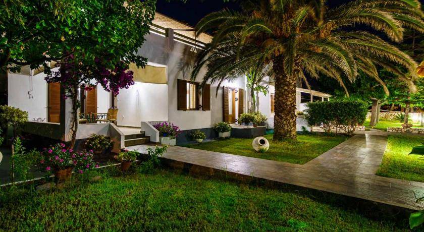 Skiros Apartment | 18 m² Serviced apartment ∙ 2 bedrooms ∙ 4 guests