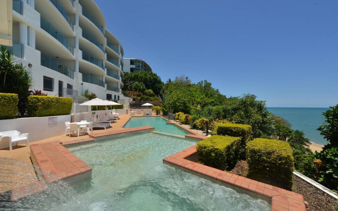 Trinity Beach Apartment | 200 m² Apartment ∙ 3 bedrooms ∙ 127 guests