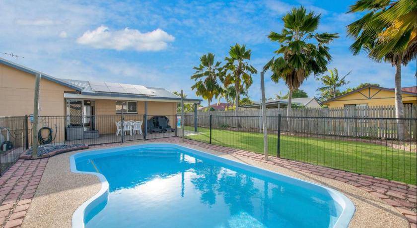Mount Louisa House | 200 m² House ∙ 3 bedrooms ∙ 7 guests