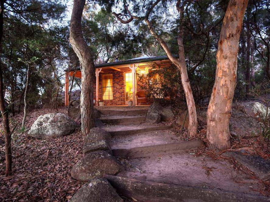 Stanthorpe Cabin | 200 m² Lodge ∙ 3 bedrooms ∙ 10 guests