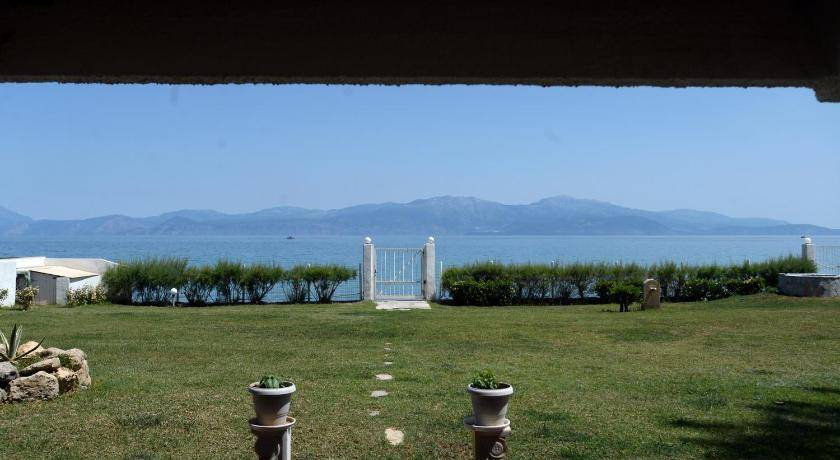 Xylokastro-Evrostina House | 205 m² House ∙ 3 bedrooms ∙ 8 guests