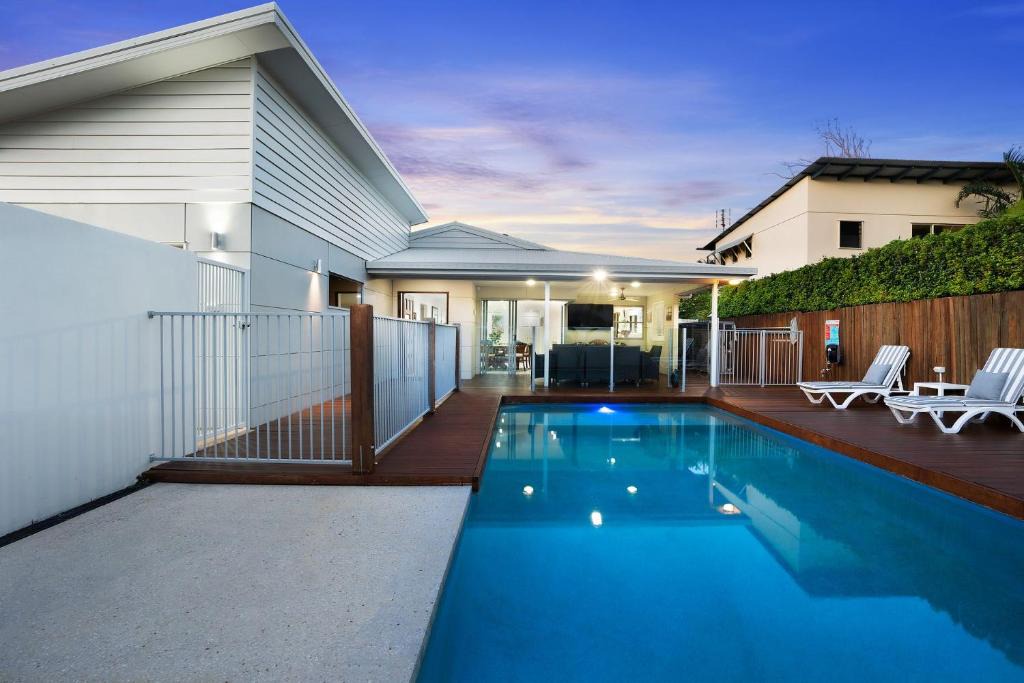 Coolum Beach House | 22 Sorrento Avenue