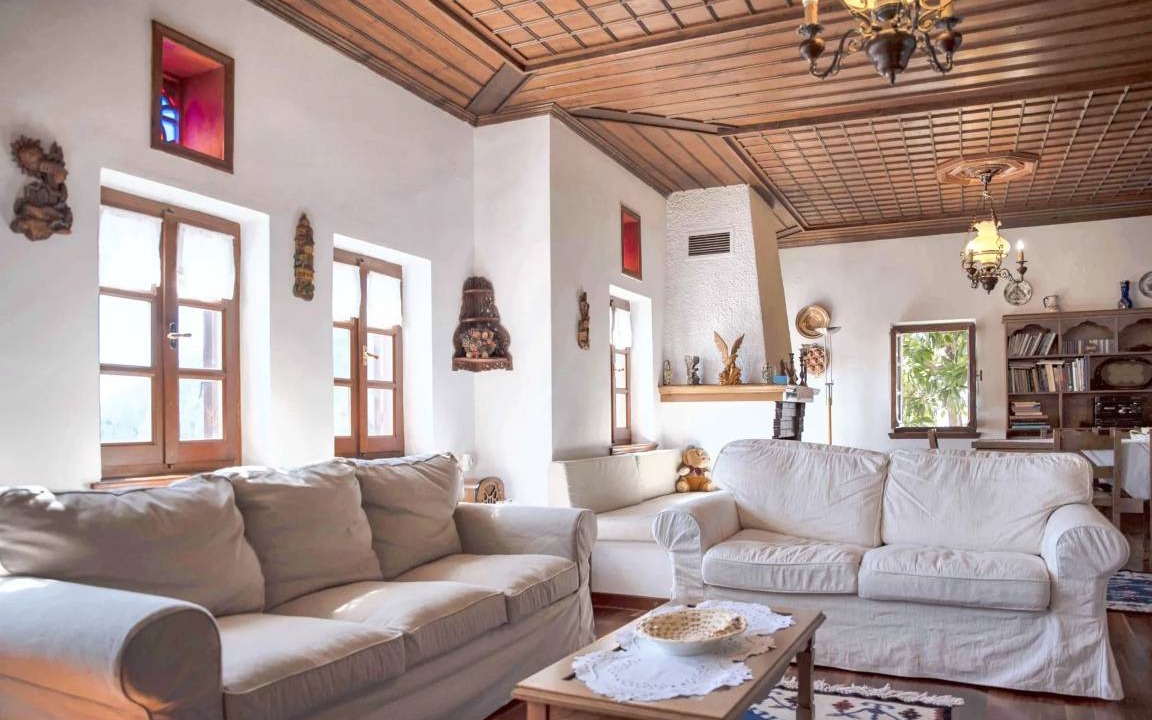 Makrynitsa House | 220 m² House ∙ 4 bedrooms ∙ 10 guests