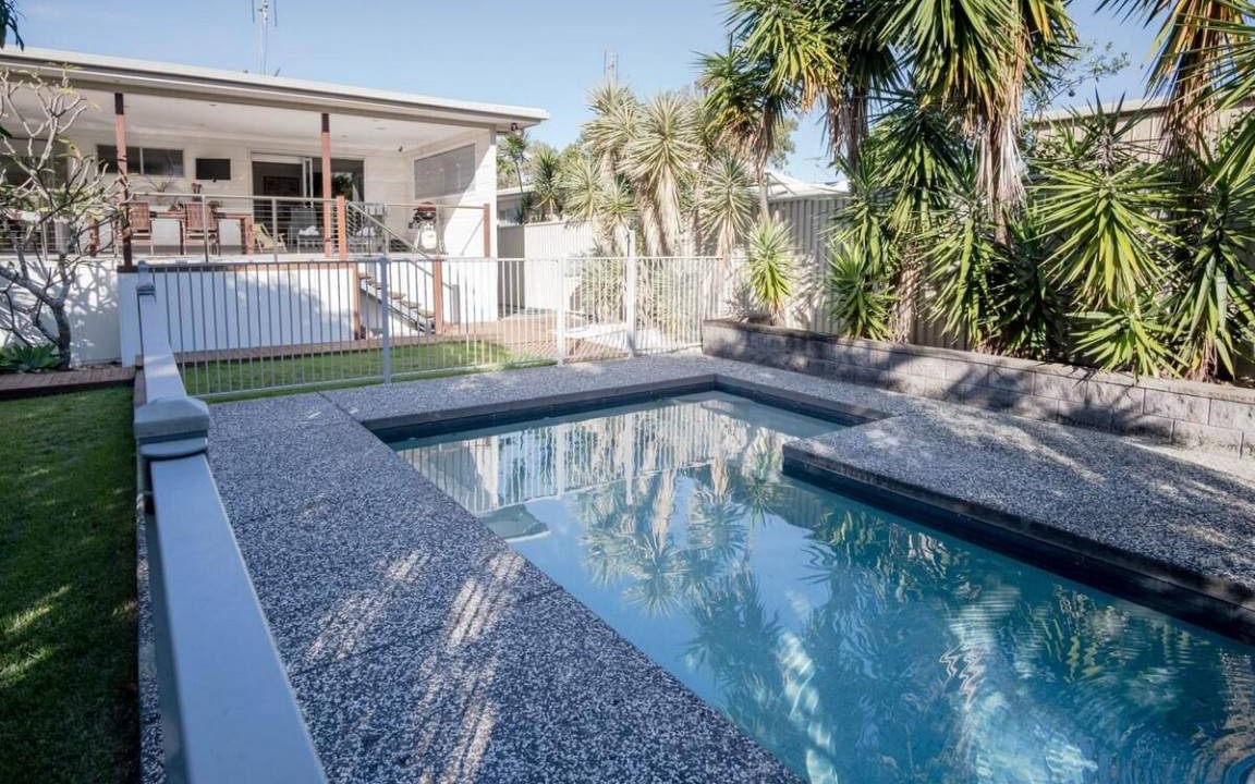Moffat Beach House | 252 m² House ∙ 5 bedrooms ∙ 10 guests