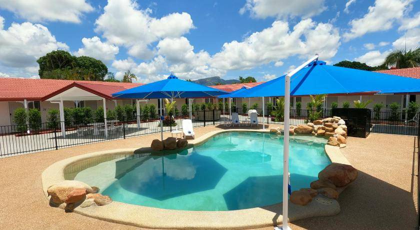 Rosslea Hotel | 34 m² Motel ∙ 2 bedrooms ∙ 11 guests