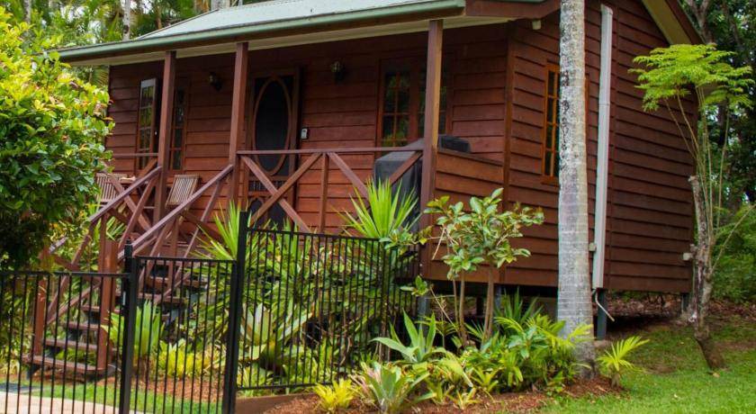 West Woombye Cabin | 36 m² Lodge ∙ 2 guests