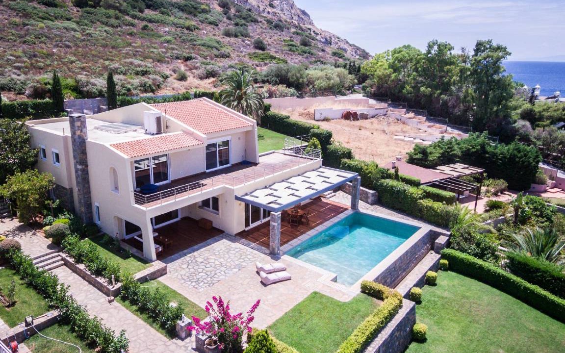 Palaia Fokaia House | 370 m² House ∙ 5 bedrooms ∙ 9 guests