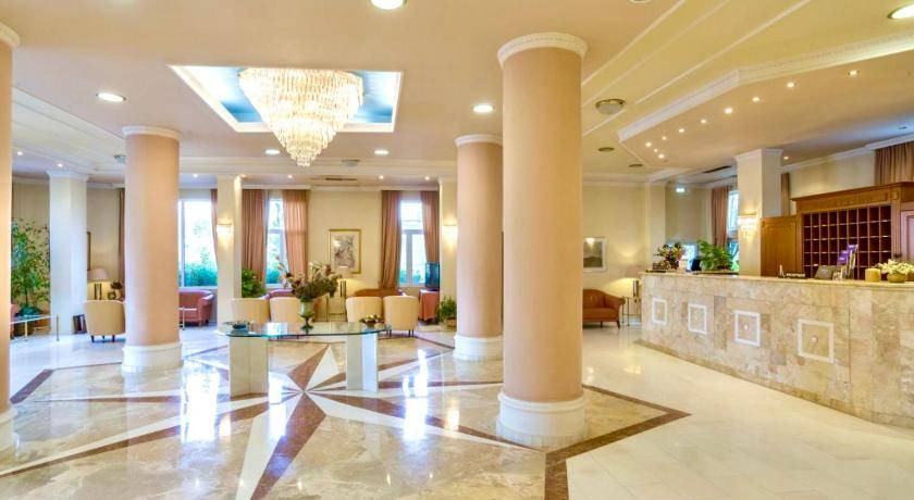 Meteora Hotel | 45 m² Hotel ∙ 127 guests