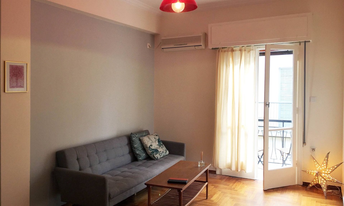Exarhia Apartment | 5th floor bright flat at bohemian Exarcheia