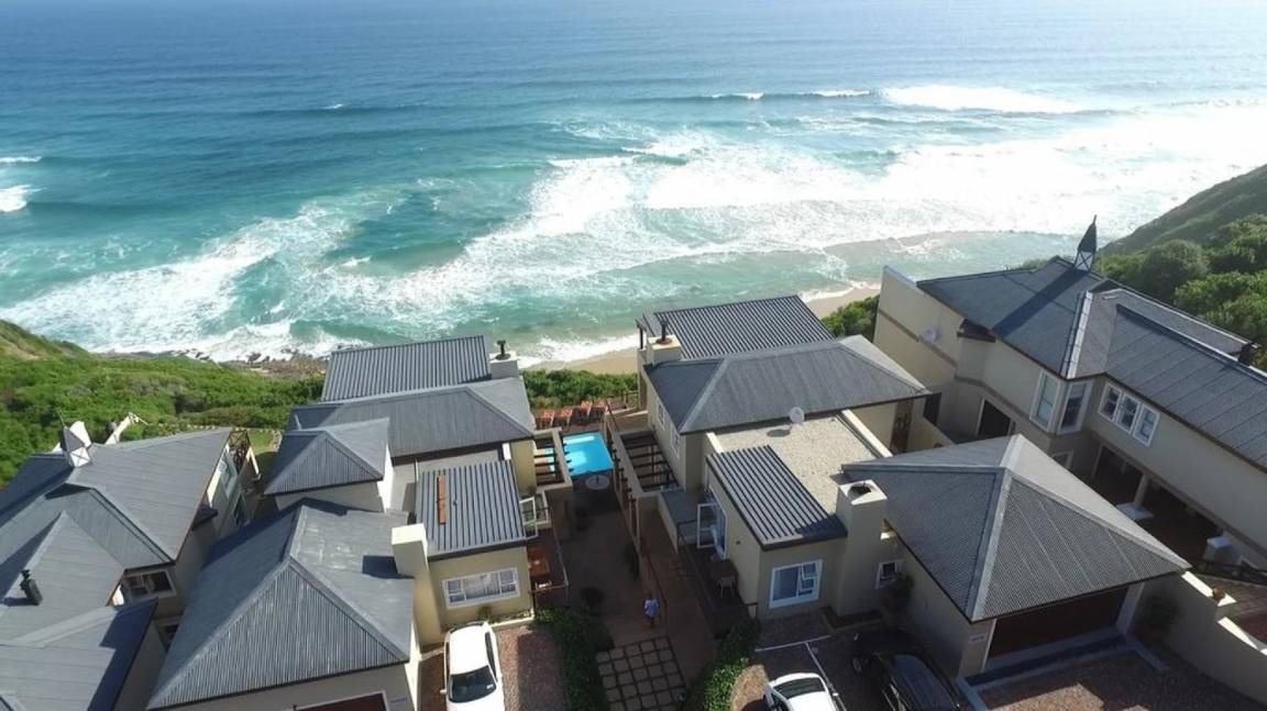 Brenton-on-Sea Villa | 70 m² Villa ∙ 3 bedrooms ∙ 6 guests