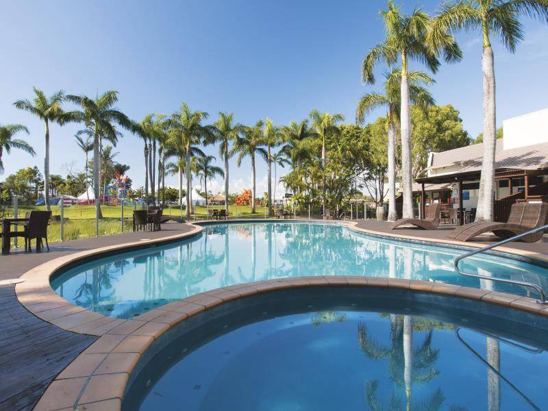 Golden Beach Resort | 75 m² Resort ∙ 3 bedrooms ∙ 127 guests