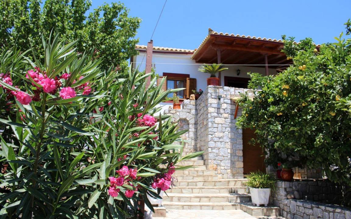 Aloizianika House | 80 m² House ∙ 2 bedrooms ∙ 4 guests