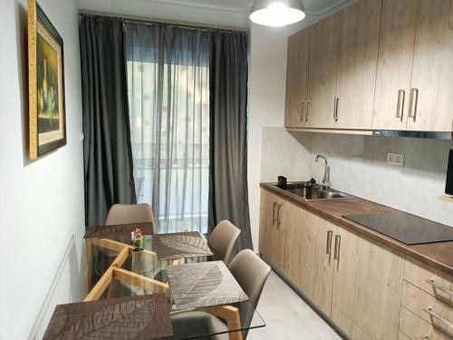 Marousi Apartment | 94 m² Apartment ∙ 2 bedrooms ∙ 6 guests