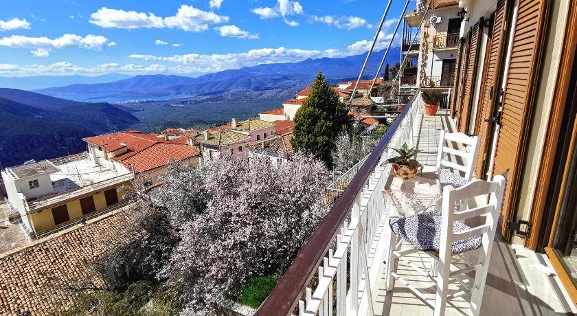 Delfoi Apartment | 95 m² Apartment ∙ 4 bedrooms ∙ 8 guests