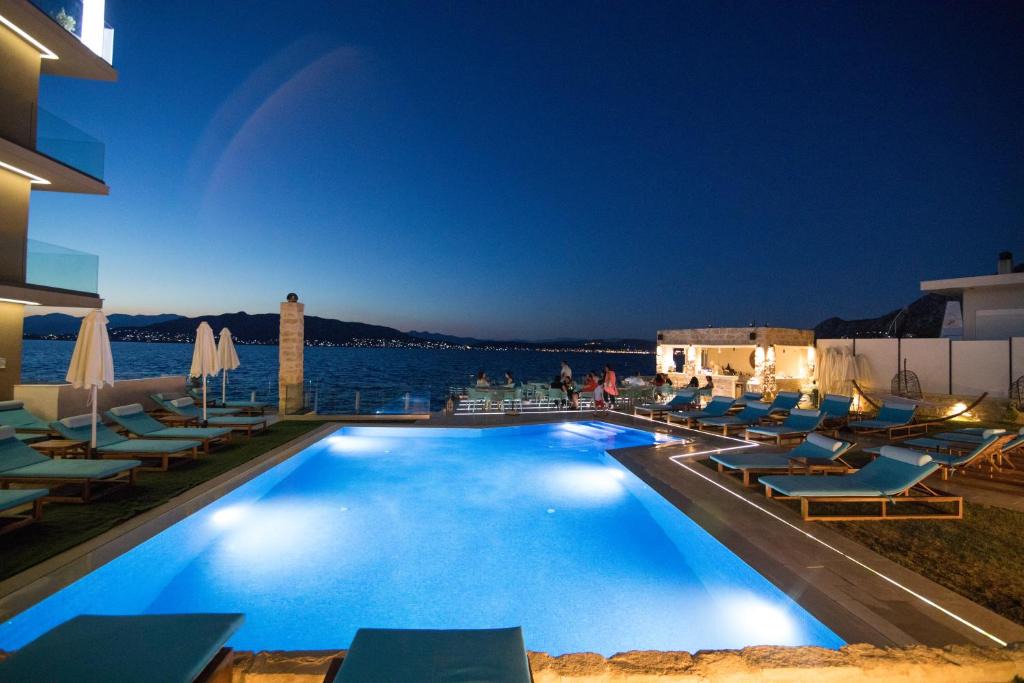 Salamis Hotel | Aianteion Bay Luxury Hotel & Suites