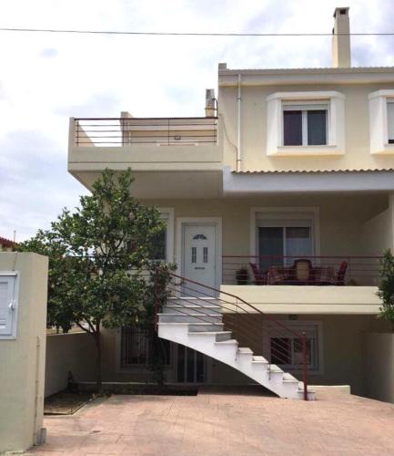 Kiato House | Amazing House in Kiato near the Beach