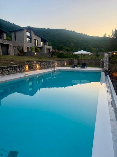 Amfikleia-Elateia Ski Chalet | Amfikleia Chalet by Relax in Greece
