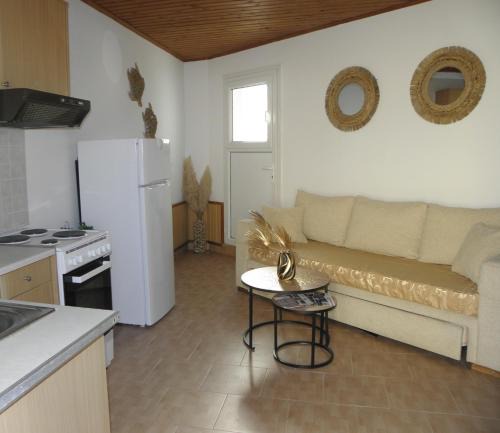 Chios Apartment | Angela's Nest