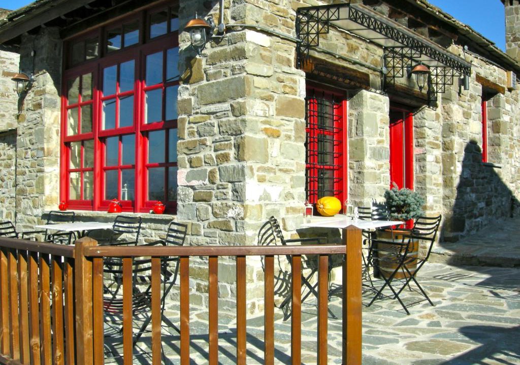 Zagori Bed & Breakfast | Art Deco Bed & Breakfast