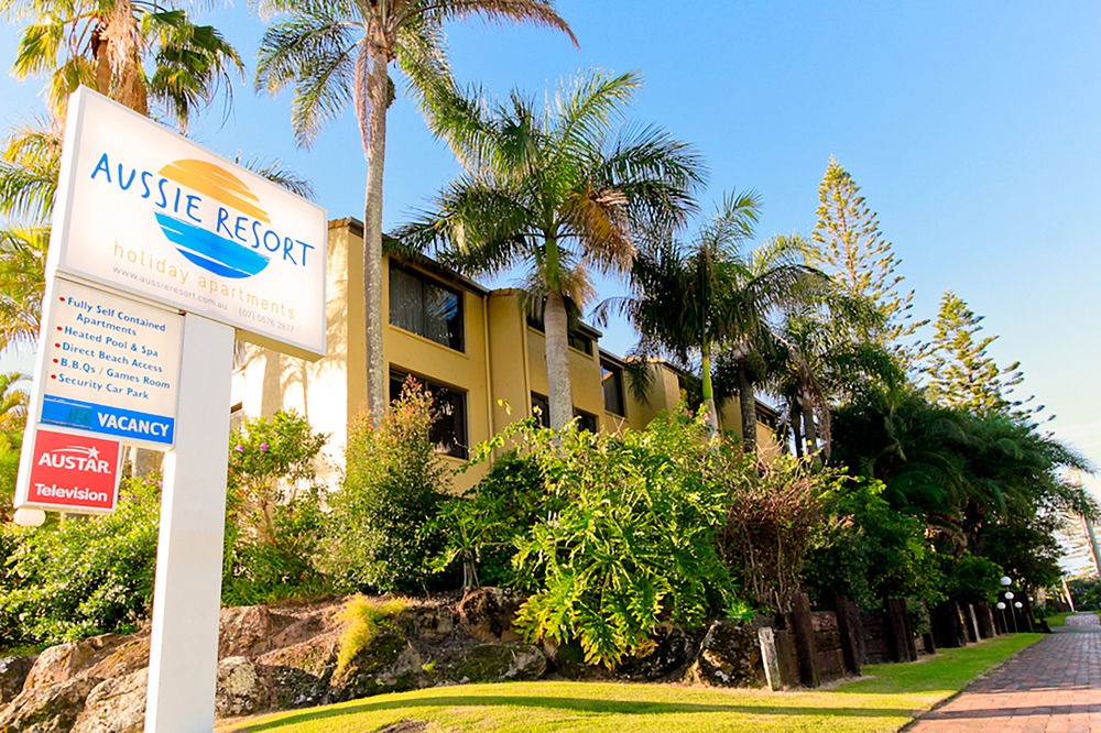 Burleigh Heads Hotel | Aussie Resort
