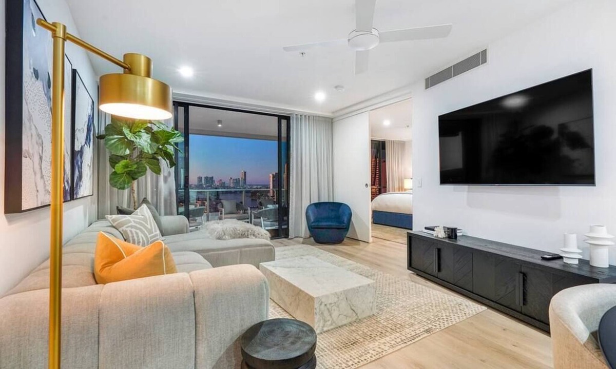 Sorrento Condo | Avalon - 2 Bed Condo Pool, Spa, Steam, Gym, Cinema