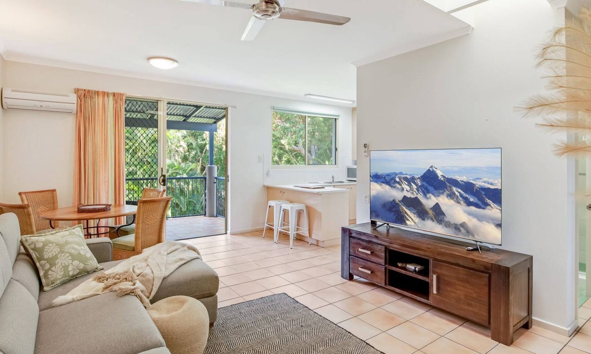Baden Rainbow Shores Beach | Rainbow Beach