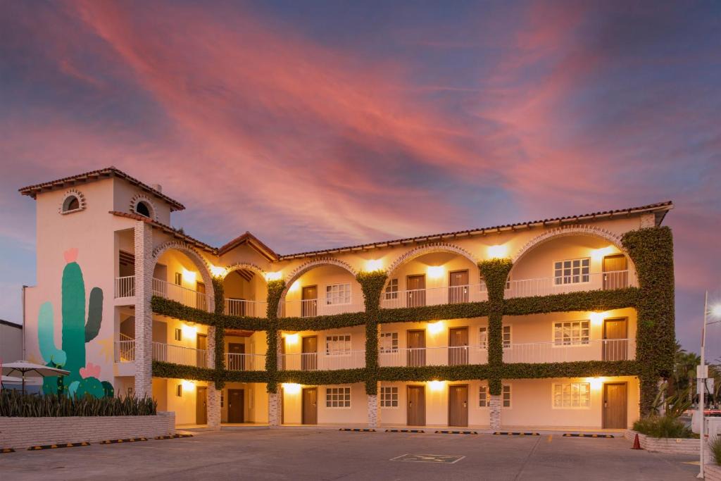 Playa Ensenada Hotel | Beach House by Eazy