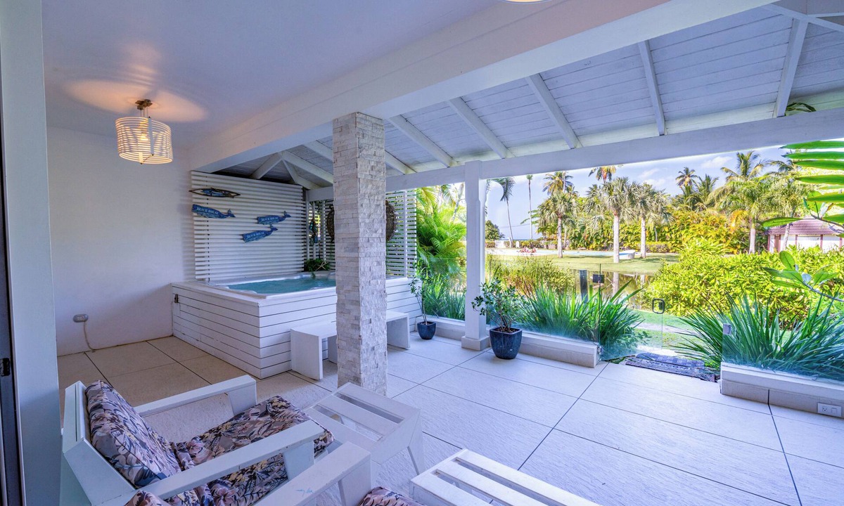 Las Terrenas Condo | Beach Paradise Condo | Steps from the Beach | Private Jacuzzi | 6 Guests