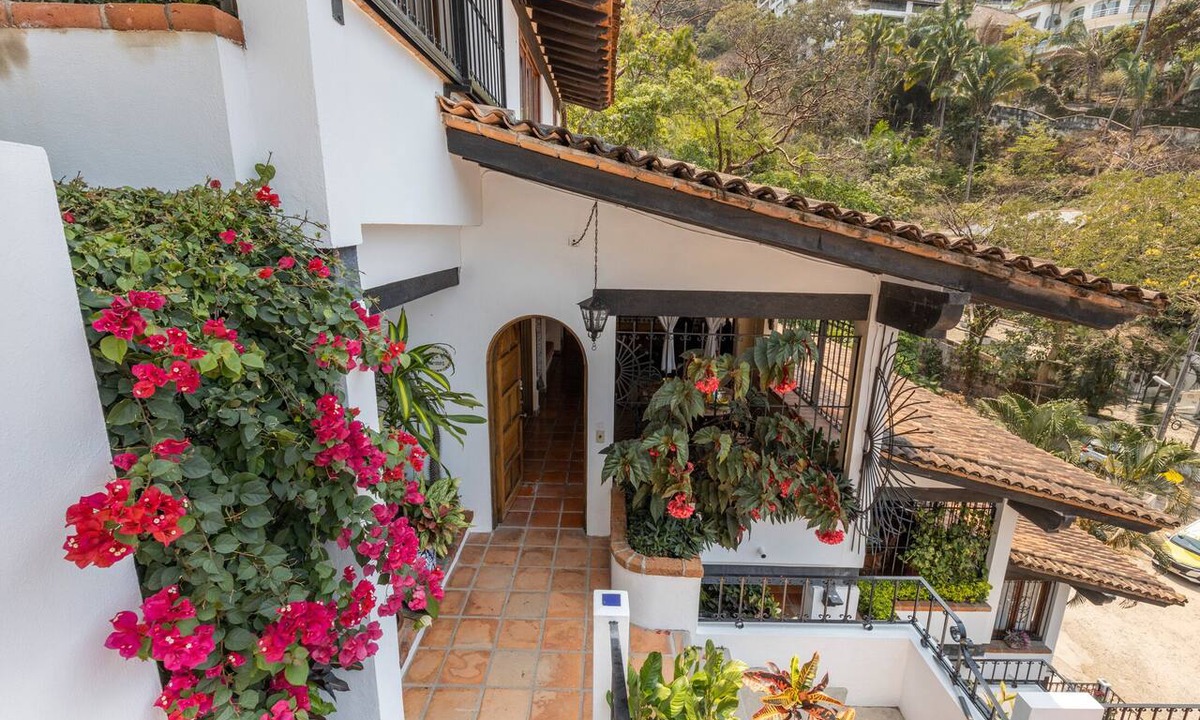Amapas Condo | Beautiful Condo at Amapas with Tropical View 2BD Condo for rent in Conchas China
