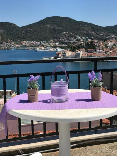 Galatas House | Beautiful view of poros