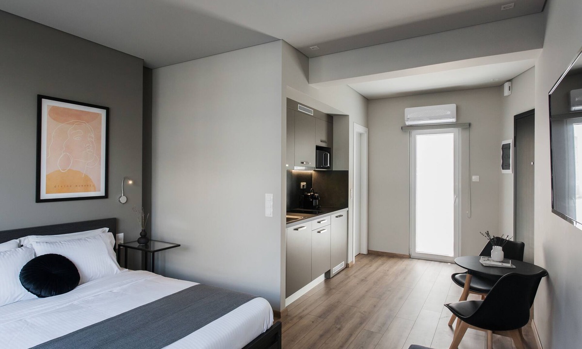 Kinosargous Apartment | Blissful 1BR Apartment at WYZ Athens