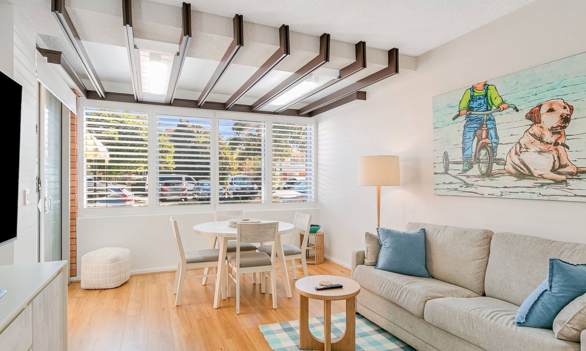 Tugun Apartment | Blue Pacific 2 - Beachside Tugun Unit - Linen Provided - Min. 3 Nights!