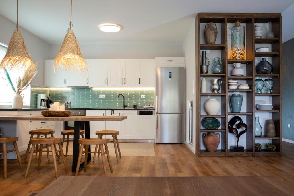 Glyfada Apartment | Boho apartment next to the sea