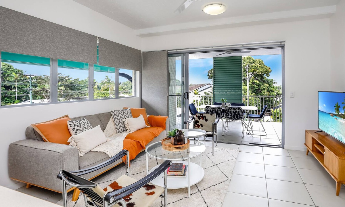 Edge Hill Apartment | Botanicals in Heart of Edge Hill 17