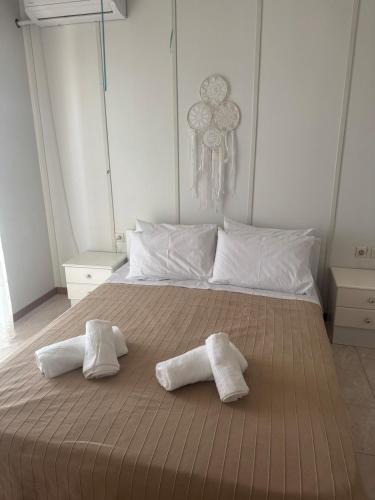 Lepreo Apartment | Bougainvillea