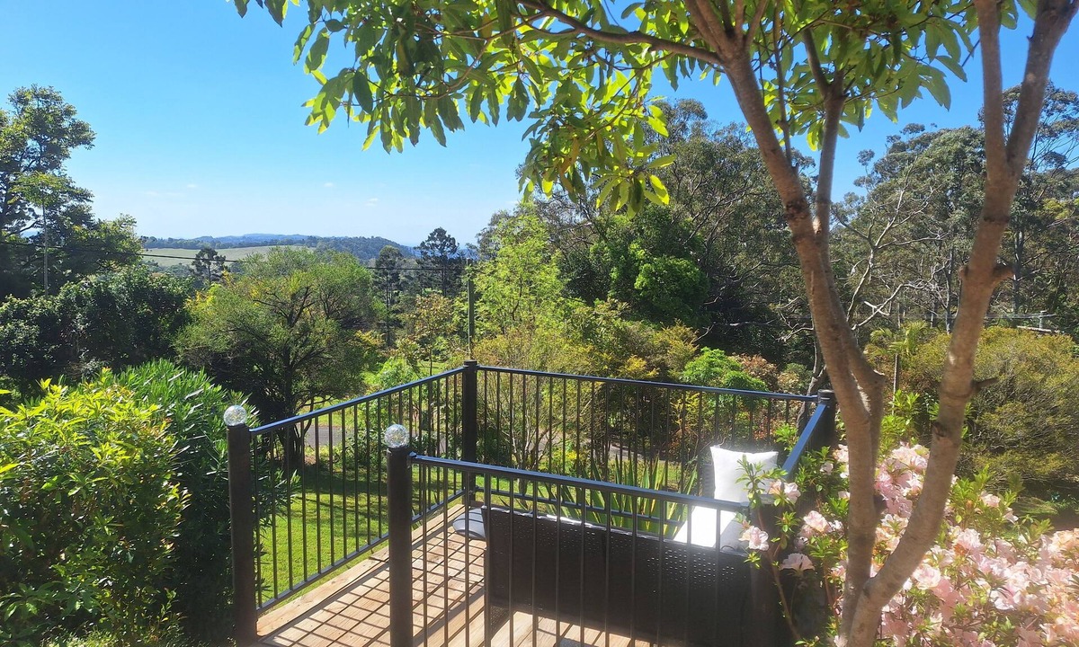 Beechmont Apartment | Bowerbird Cottage Studio Apartment - Binna Burra Bushwalks & Tea House nearby