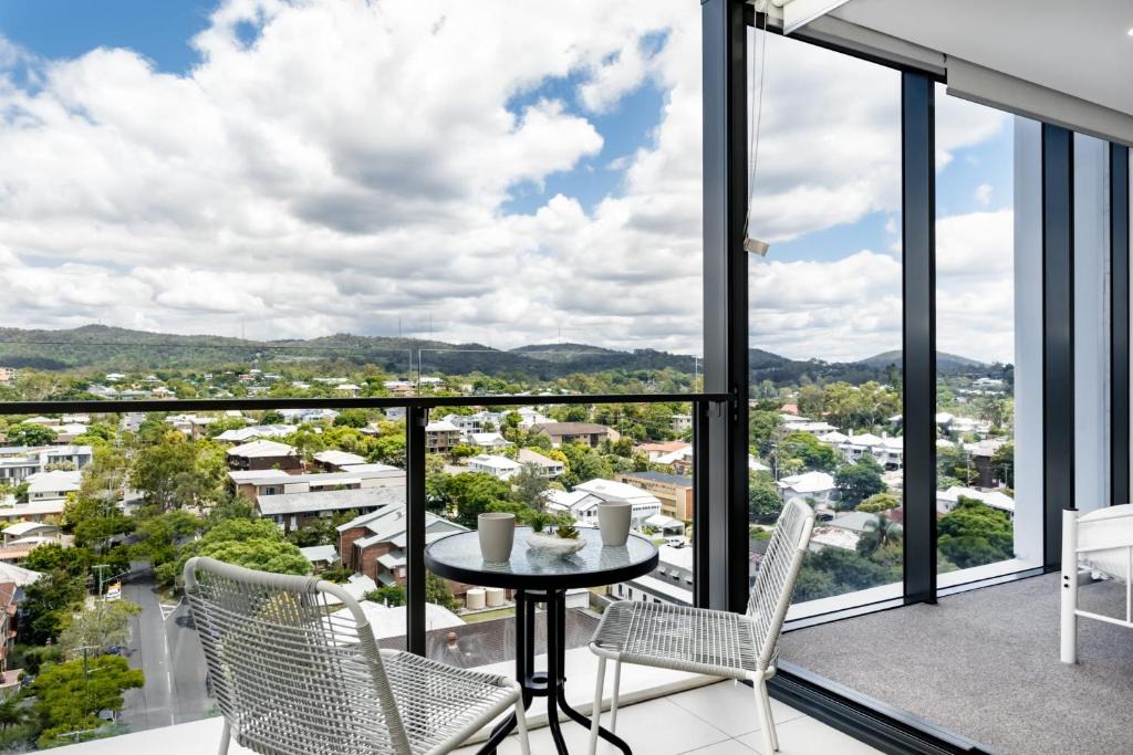 Toowong Apartment | Brandnew Spacious and Stunning 1bed Apartment