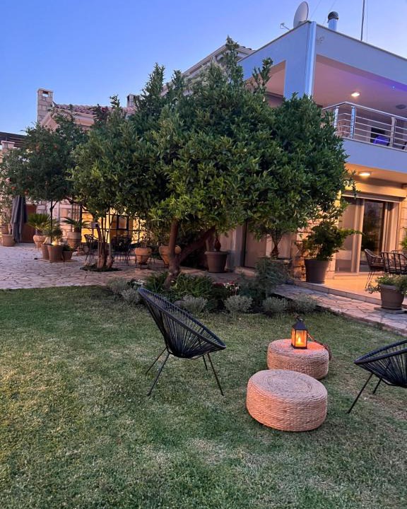 Velon Villa | Carpe Diem Corinthian Suites Ι