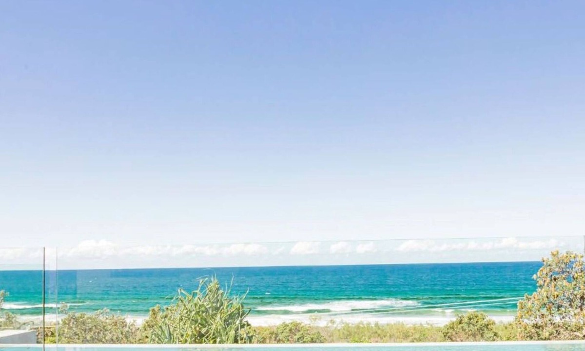 Castaways Beach Escape | Castaways Beach